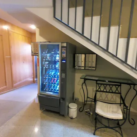 Alc - Modern 2 Bed In Historic Centre Appartement